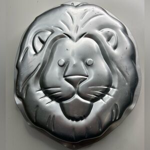 Wilton 1994 Lion Cake Pan